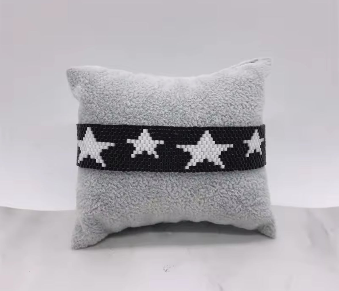 Pulsera star tejida