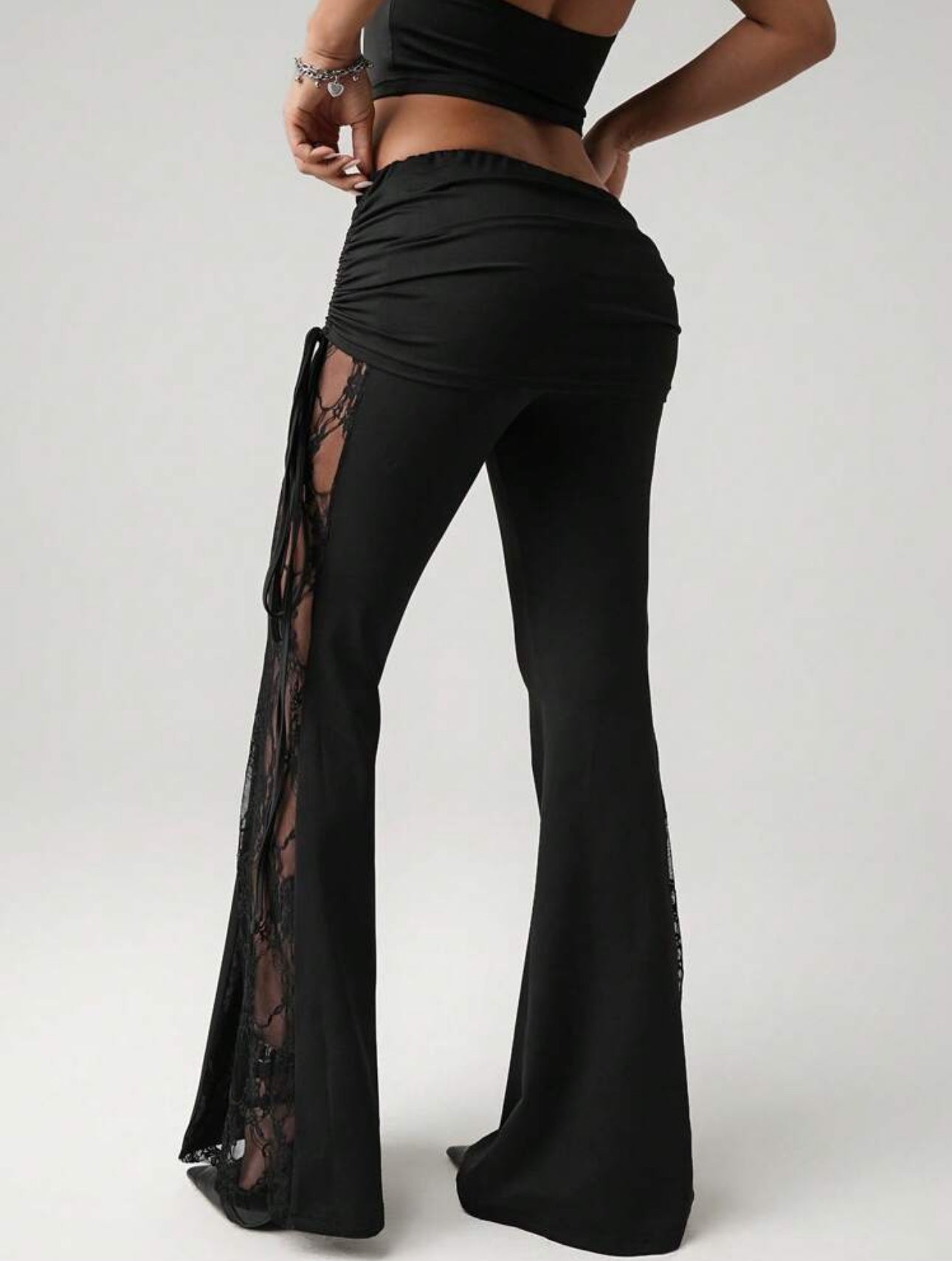 Cruela Pant
